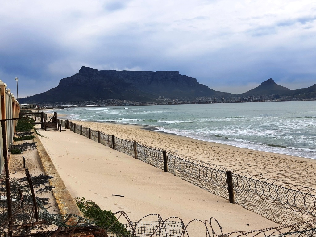 4 Bedroom Beachfront Gem on Woodbridge Island (CS) Woodbridge Island